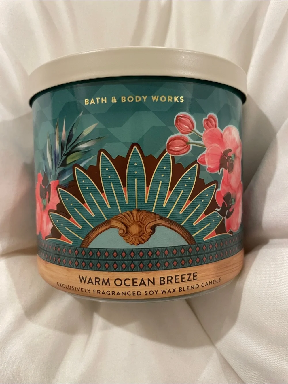BBW Warm Ocean Breeze 3 Wick Candle